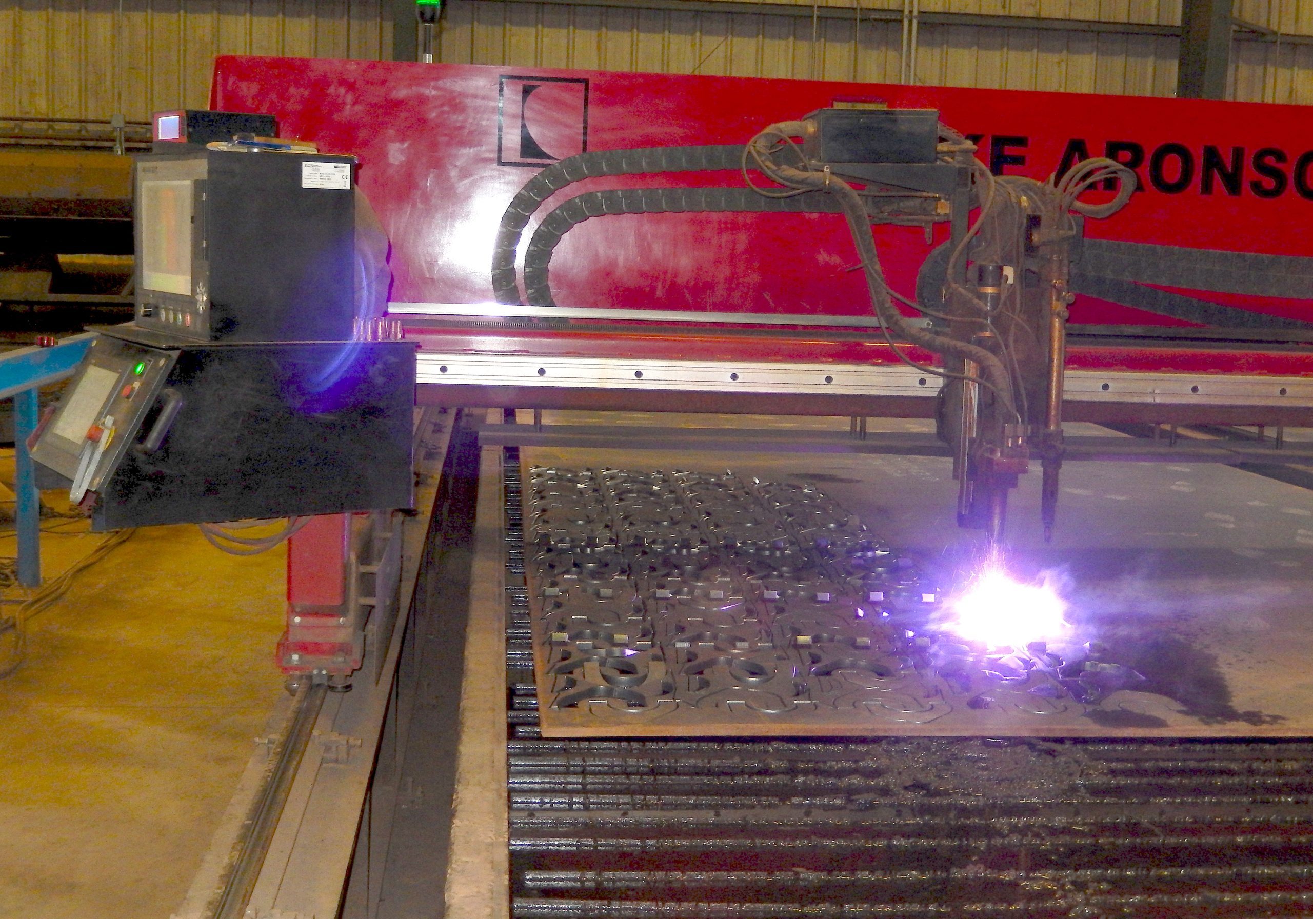 steel laser cutting