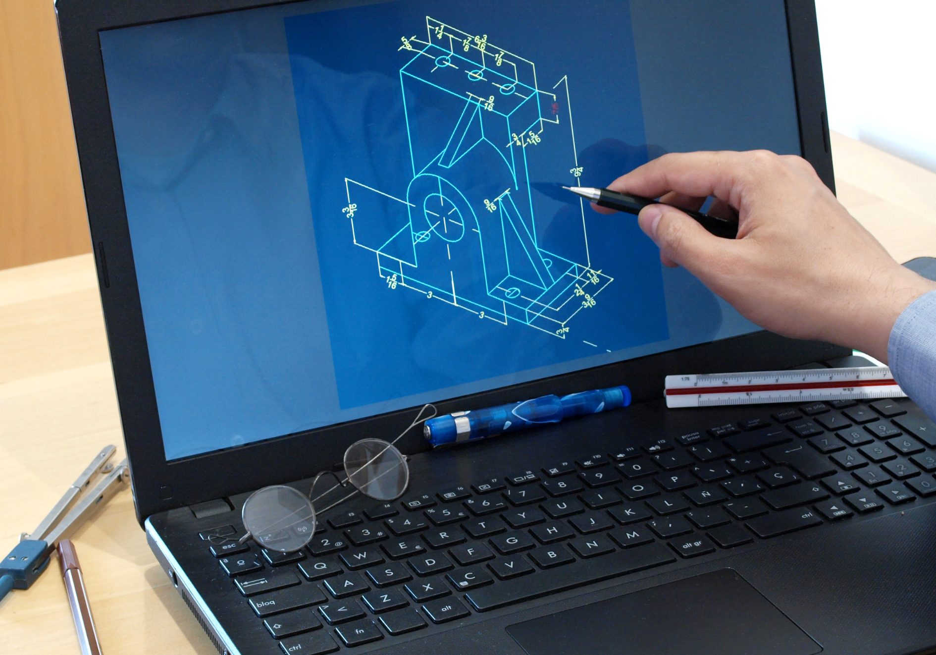 KGS Steel-Service Page images